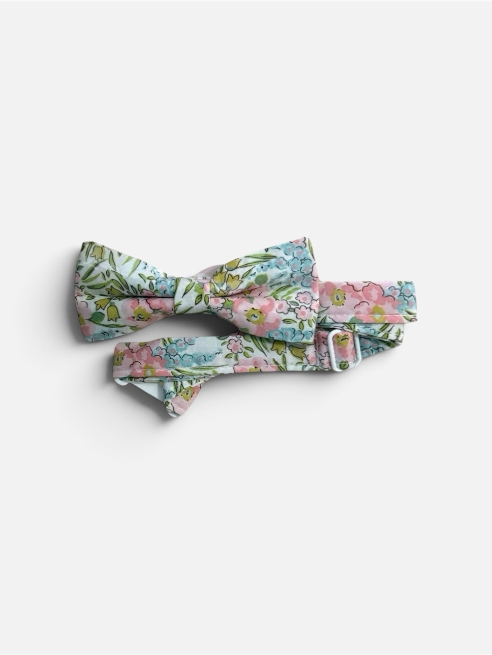 NWT Little Poppy Co Floral Bow Tie